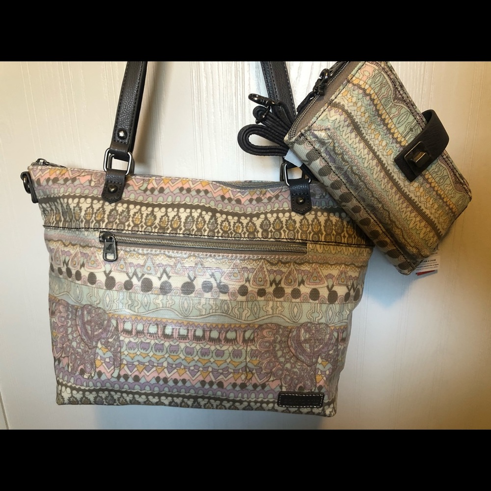 Sakroots Metro Tote & Smartphone Crossbody Bundle